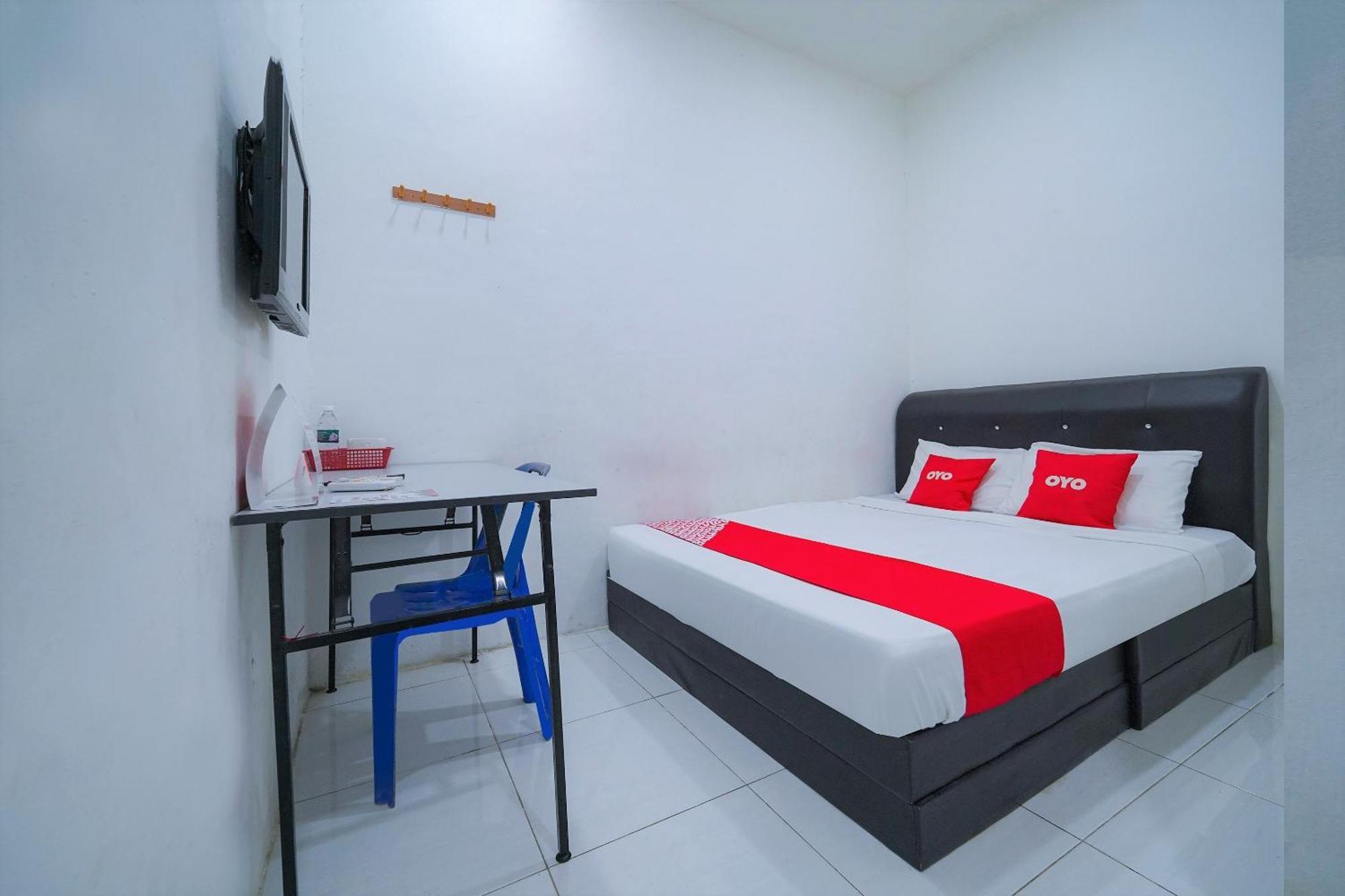 Oyo 89820 Sp Berlian Inn Σουνγκάϊ Πετάνι Εξωτερικό φωτογραφία