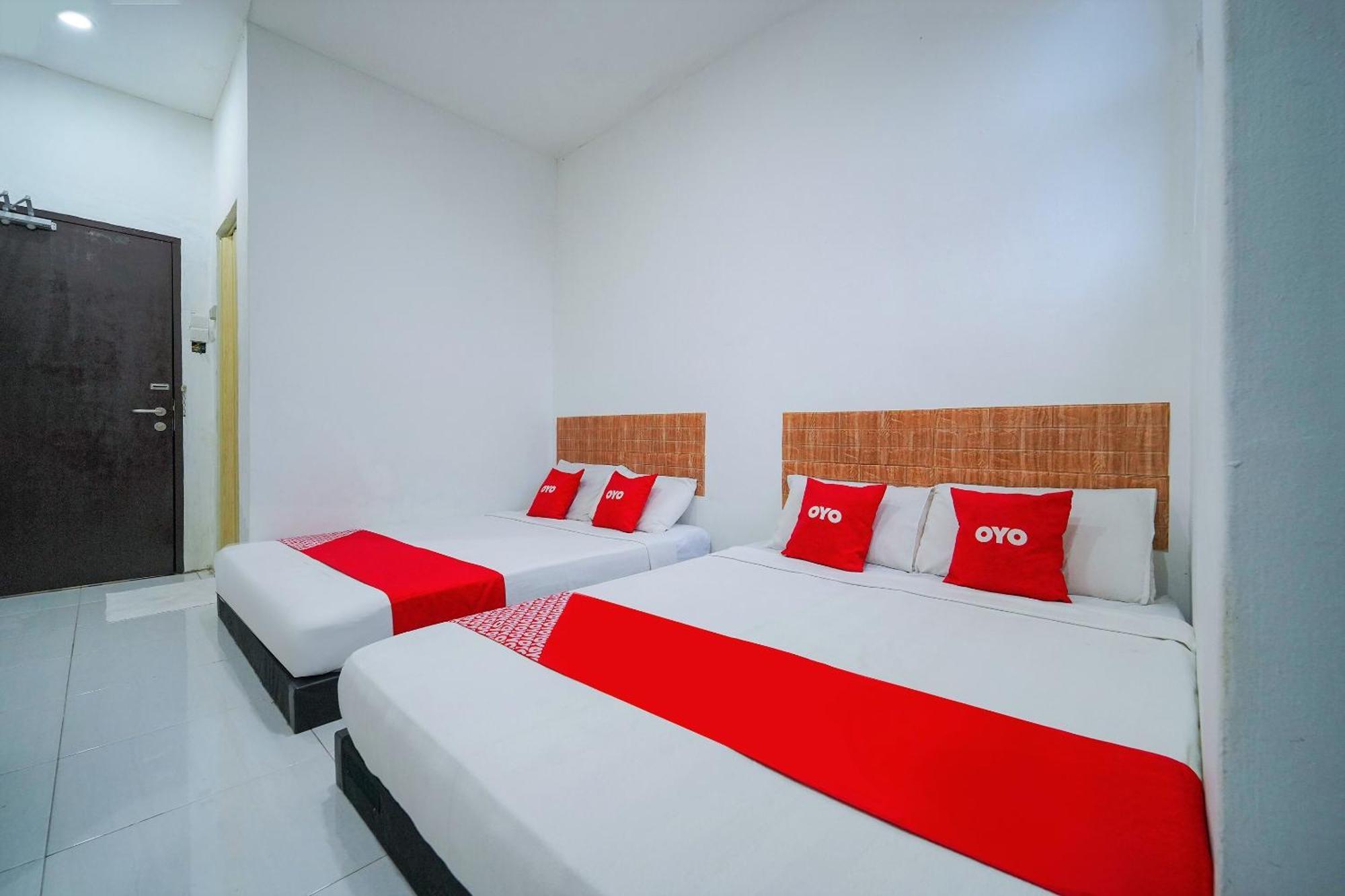 Oyo 89820 Sp Berlian Inn Σουνγκάϊ Πετάνι Εξωτερικό φωτογραφία