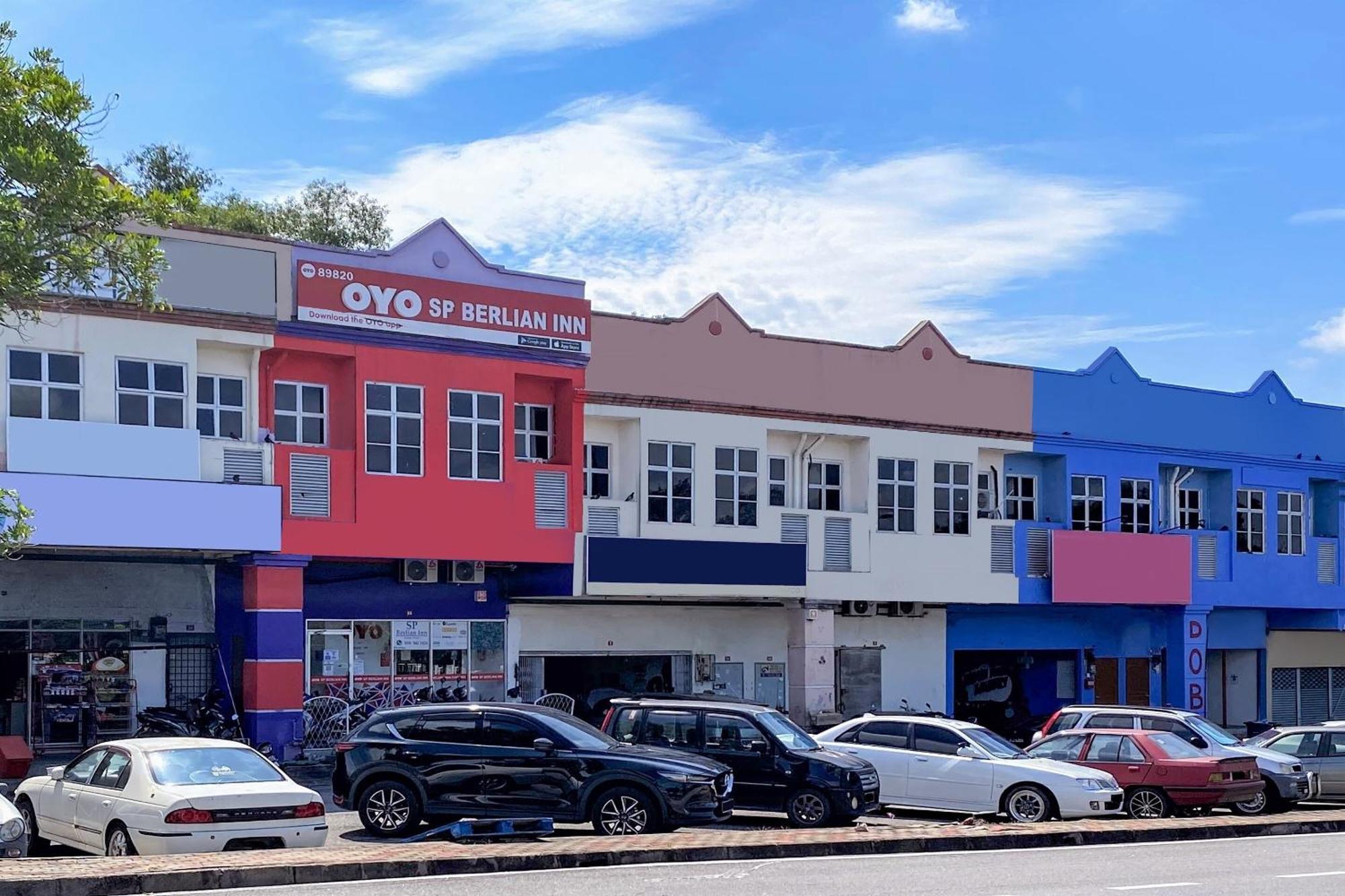 Oyo 89820 Sp Berlian Inn Σουνγκάϊ Πετάνι Εξωτερικό φωτογραφία