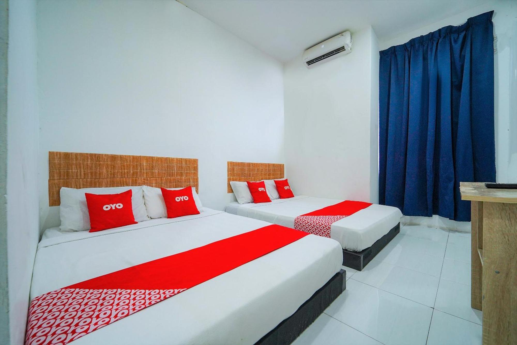 Oyo 89820 Sp Berlian Inn Σουνγκάϊ Πετάνι Εξωτερικό φωτογραφία