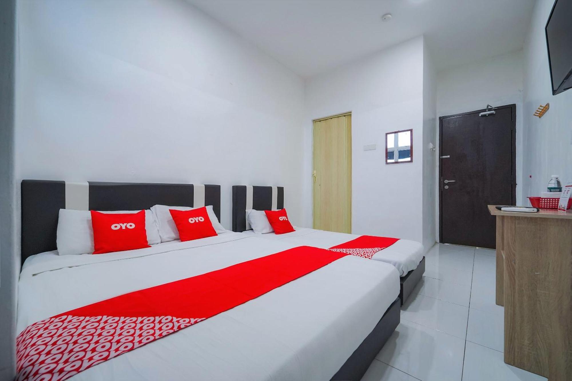 Oyo 89820 Sp Berlian Inn Σουνγκάϊ Πετάνι Εξωτερικό φωτογραφία