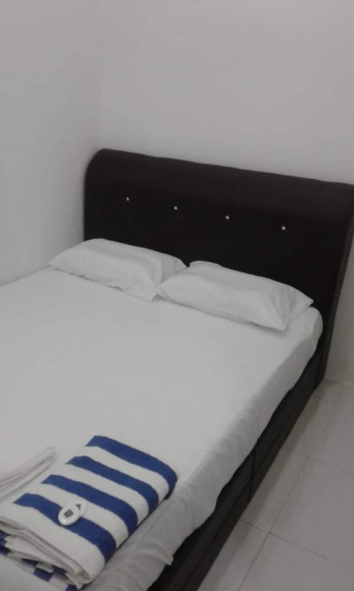 Oyo 89820 Sp Berlian Inn Σουνγκάϊ Πετάνι Εξωτερικό φωτογραφία